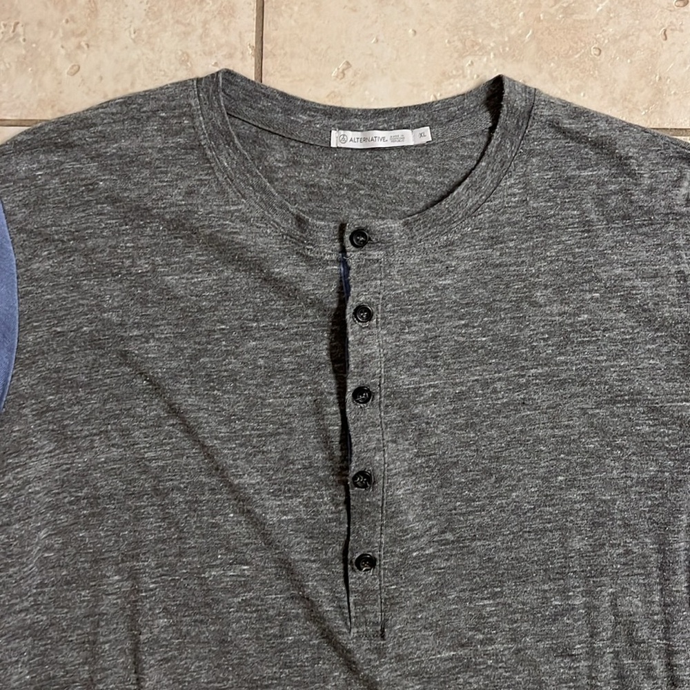 Alternative Henley - Picture 4 of 10
